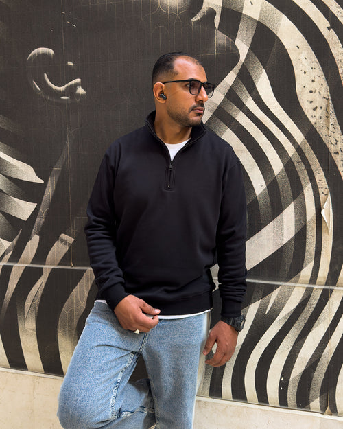 Black Quarter Zipper Sweatshirt
